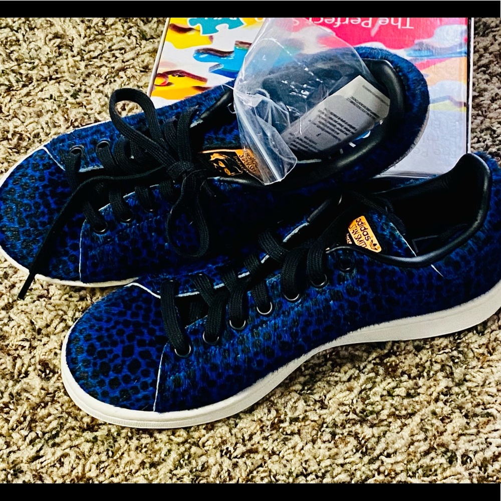 NWT ADIDAS SZ 6.5 SHOES